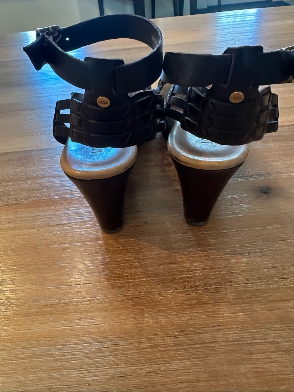 UGG Dark Brown Woven Leather Ankle-Strap Sandals 7.5 - Picture 3 of 4